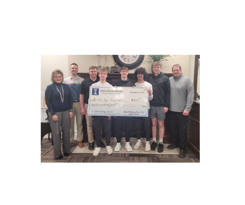 AHS Tournament Team Receives Donation